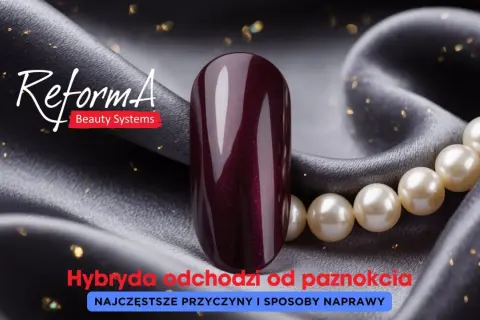 Ciemny lakier hybrydowy na tle jedwabiu z pereł.