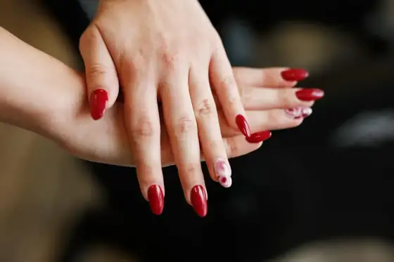 Manicure tytanowy - Wady, których nikt nie chce Ci powiedzieć
